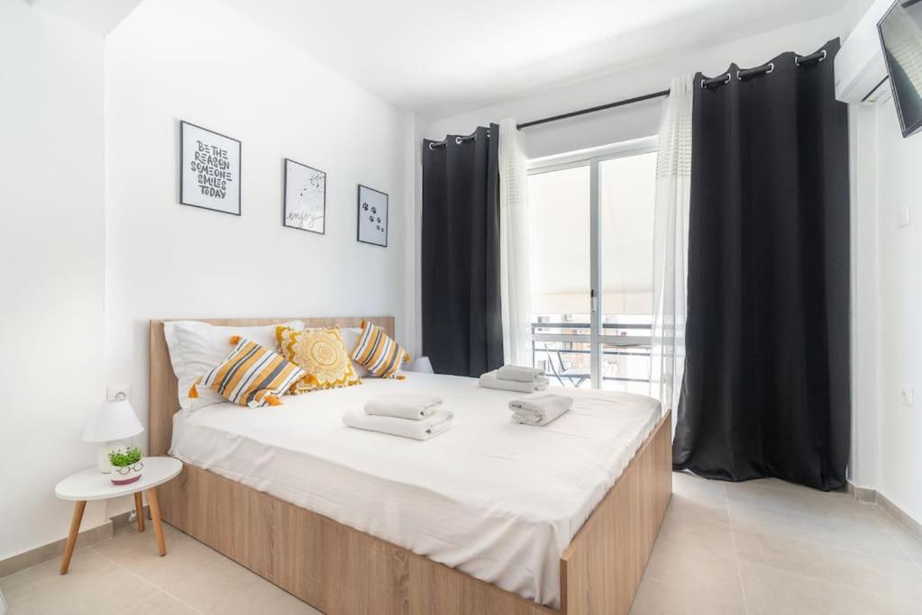 New Studio In The Heart Of City Center 이라클리온 외부 사진