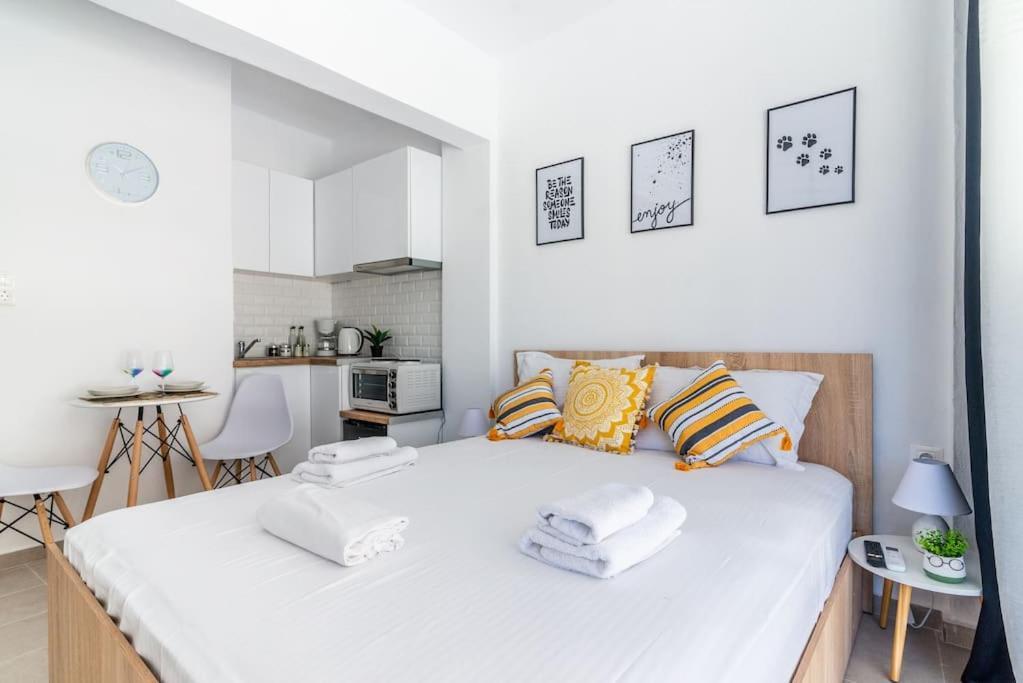 New Studio In The Heart Of City Center 이라클리온 외부 사진