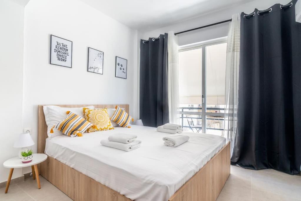 New Studio In The Heart Of City Center 이라클리온 외부 사진