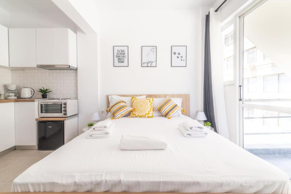 New Studio In The Heart Of City Center 이라클리온 외부 사진