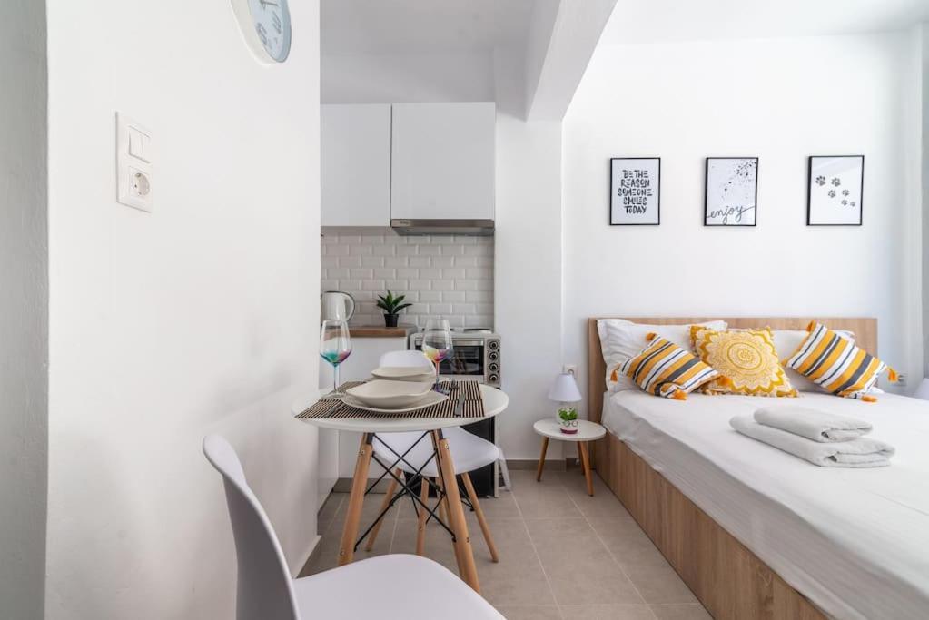 New Studio In The Heart Of City Center 이라클리온 외부 사진