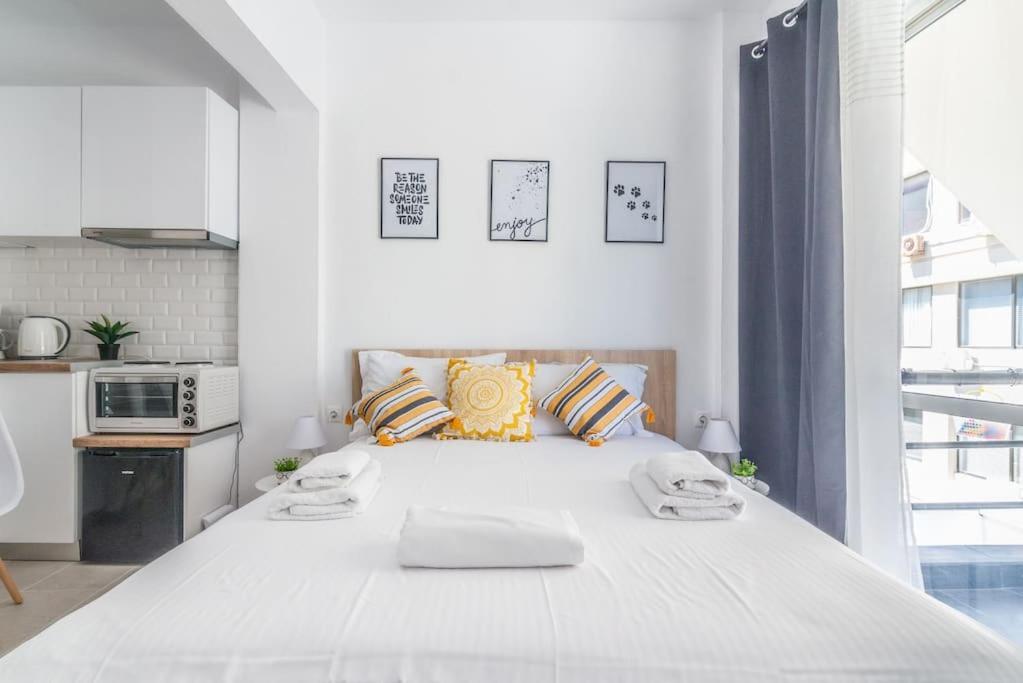New Studio In The Heart Of City Center 이라클리온 외부 사진